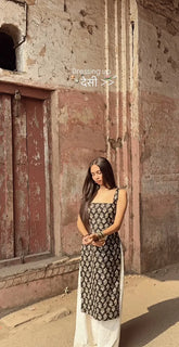 Women's Printed Straight Sleeveless Kurta